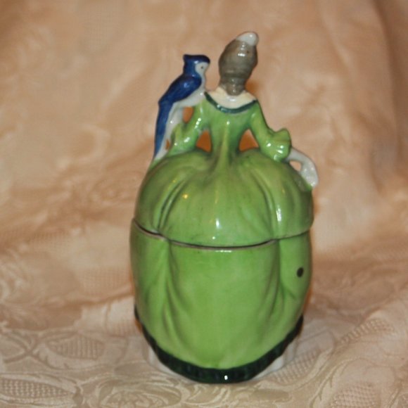 ANTIQUE POWDER JAR VICTORIAN LADY HALF DOLL  ART DECO PORCELAIN TRINKET BOX - Picture 2 of 5